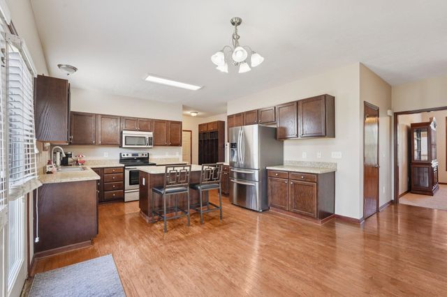 101 Stirling Way, Etna, OH 43062