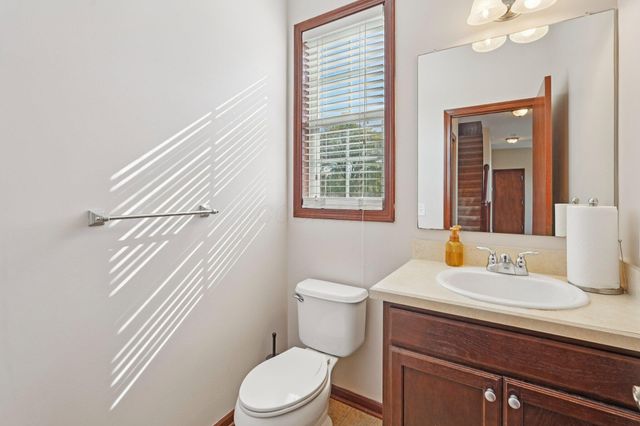 101 Stirling Way, Etna, OH 43062