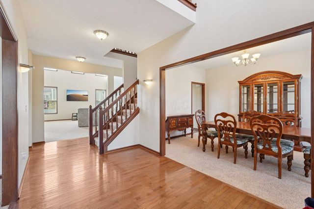 101 Stirling Way, Etna, OH 43062