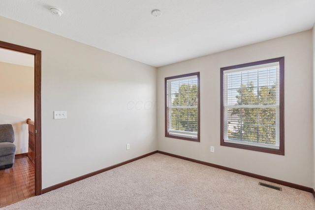 101 Stirling Way, Etna, OH 43062