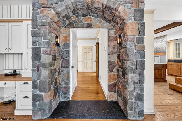 103 Old Driftway Ln, Tewksbury Twp., NJ 08833