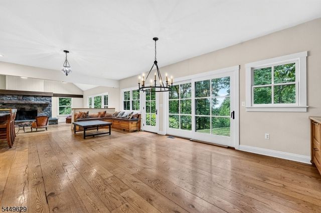 103 Old Driftway Ln, Tewksbury Twp., NJ 08833