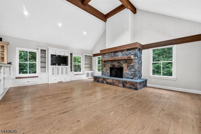103 Old Driftway Ln, Tewksbury Twp., NJ 08833