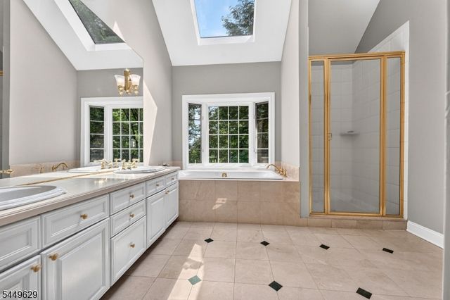 103 Old Driftway Ln, Tewksbury Twp., NJ 08833