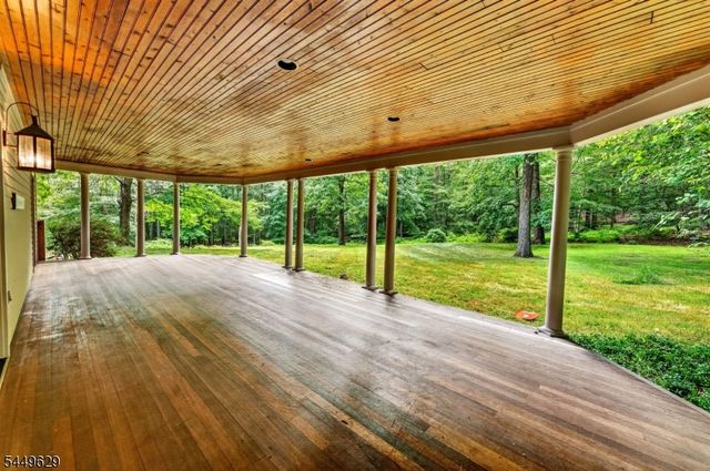 103 Old Driftway Ln, Tewksbury Twp., NJ 08833