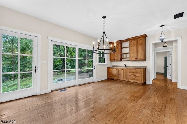 103 Old Driftway Ln, Tewksbury Twp., NJ 08833