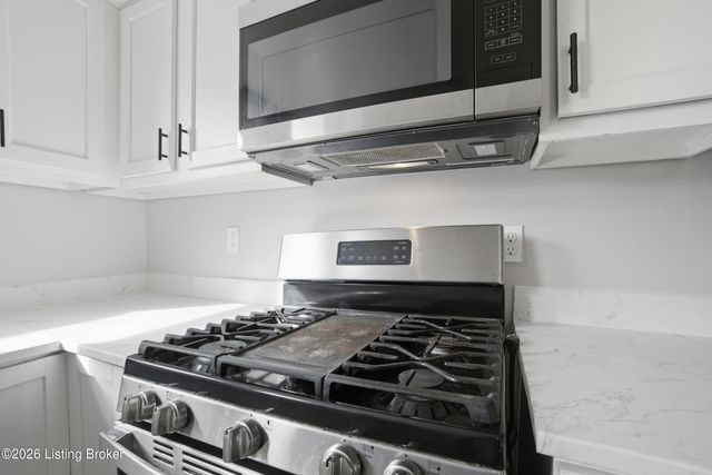 6006 Pendleton Rd, Louisville, KY 40272