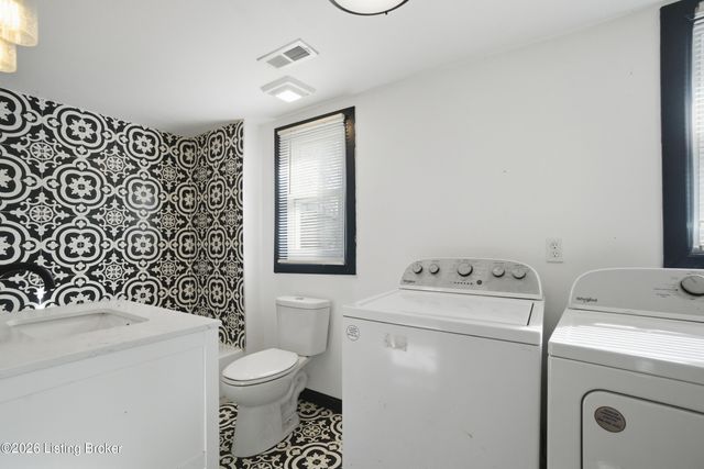 6006 Pendleton Rd, Louisville, KY 40272