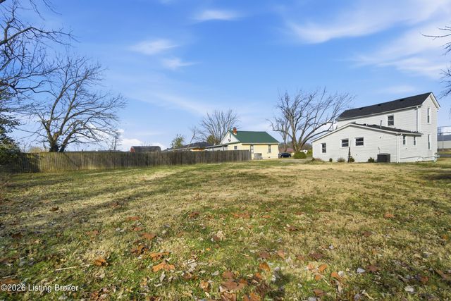 6006 Pendleton Rd, Louisville, KY 40272