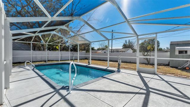 310 17TH STREET NE, Winter Haven, FL 33881