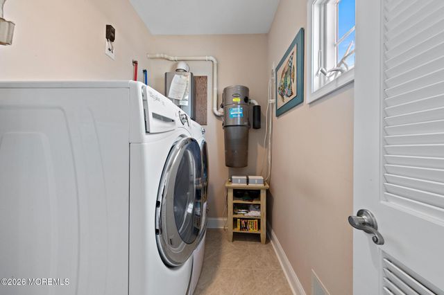 72 Jennie Drive, Beach Haven West, NJ 08050