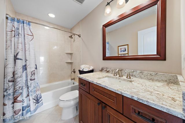 72 Jennie Drive, Beach Haven West, NJ 08050