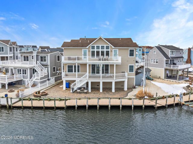 72 Jennie Drive, Beach Haven West, NJ 08050