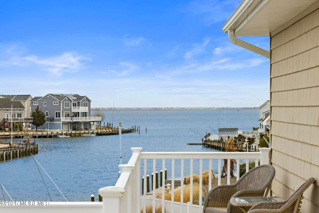 72 Jennie Drive, Beach Haven West, NJ 08050
