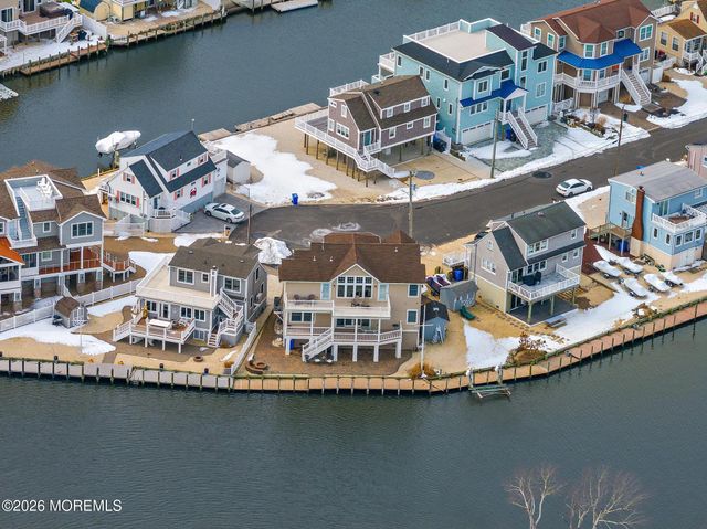 72 Jennie Drive, Beach Haven West, NJ 08050