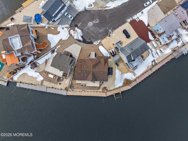 72 Jennie Drive, Beach Haven West, NJ 08050