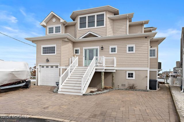 72 Jennie Drive, Beach Haven West, NJ 08050