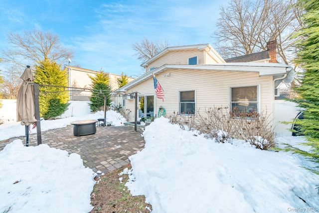 25 Old Mill Road, Merrick, NY 11566