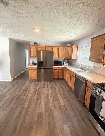 5125 swartz Road, Kansas City, KS 66109