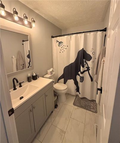5125 swartz Road, Kansas City, KS 66109