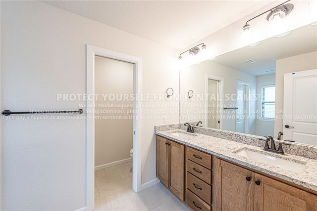 142 Broyles Avenue, Fayetteville, AR 72704