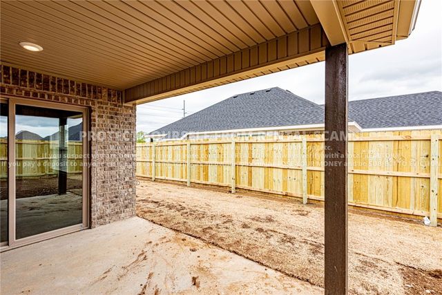 142 Broyles Avenue, Fayetteville, AR 72704
