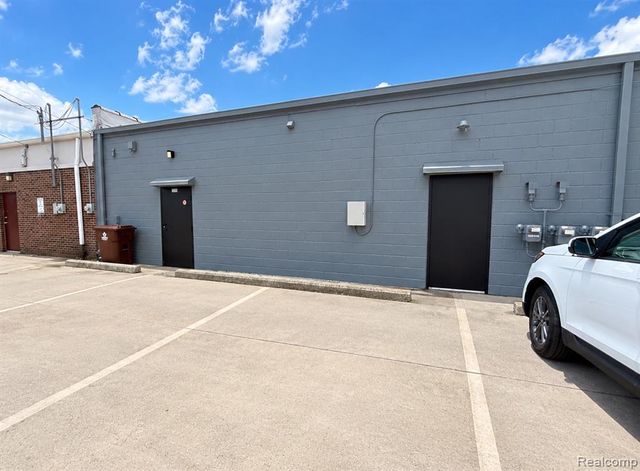 32518 Michigan Avenue, Wayne, MI 48184