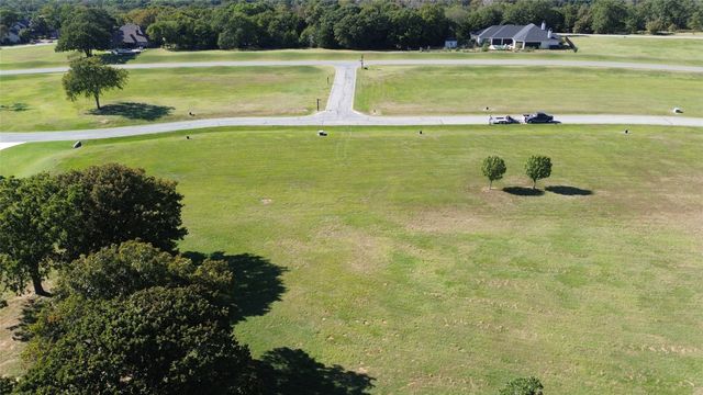 10 Toscana, Gordonville, TX 76245