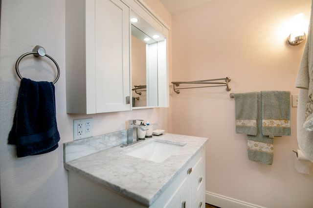 4754 W Hilltop Drive, Kankakee, IL 60901