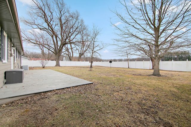 4754 W Hilltop Drive, Kankakee, IL 60901