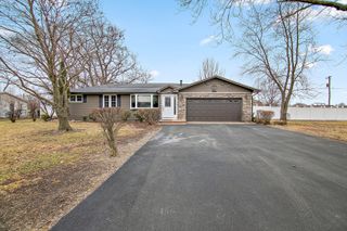 4754 W Hilltop Drive, Kankakee, IL 60901