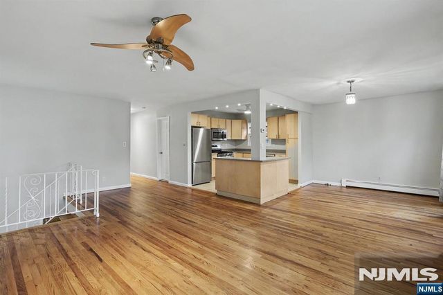 1038 Kingsland Lane, Fort Lee, NJ 07024