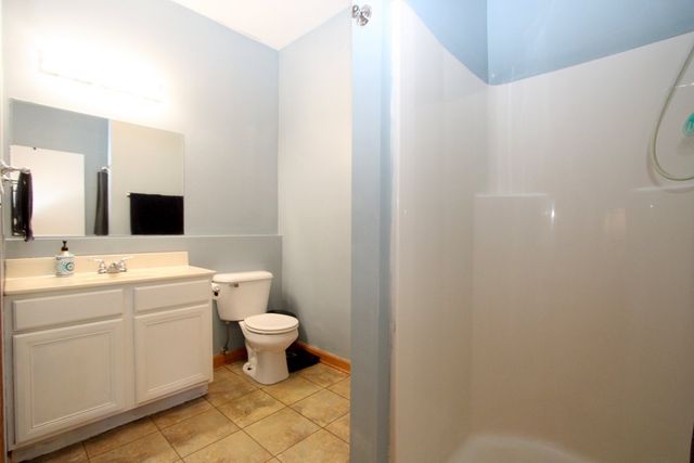 233 S Shore Drive, Island Lake, IL 60042