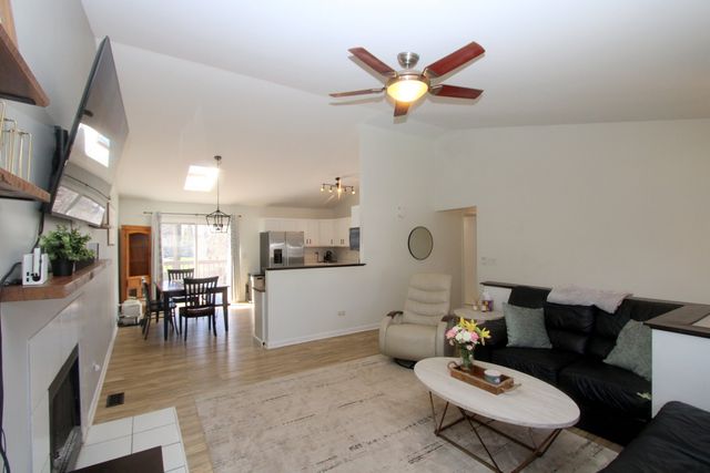 233 S Shore Drive, Island Lake, IL 60042