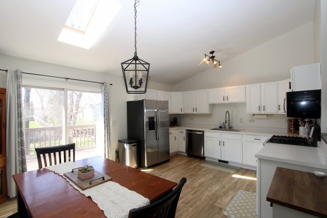 233 S Shore Drive, Island Lake, IL 60042