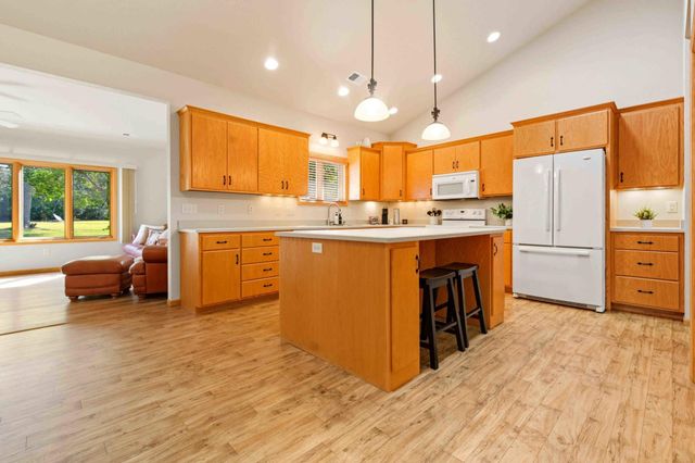 12 Deblock Drive, Crosby, MN 56441