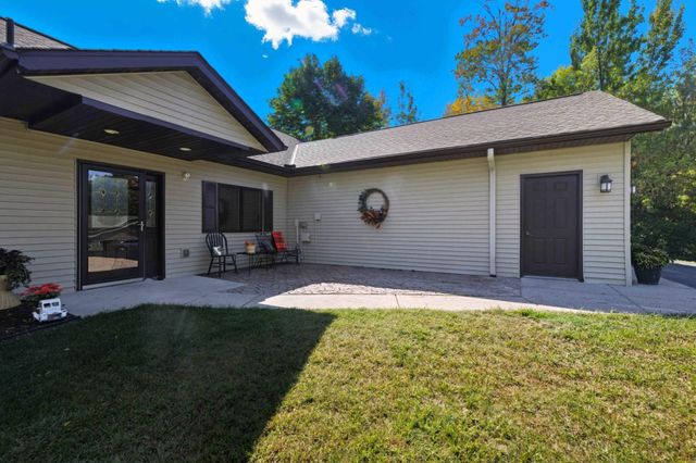 12 Deblock Drive, Crosby, MN 56441