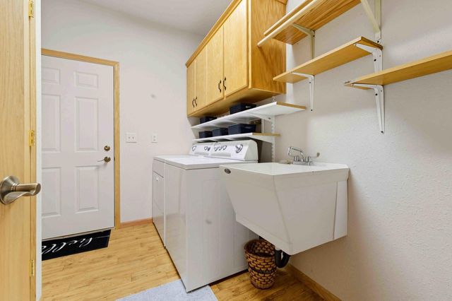 12 Deblock Drive, Crosby, MN 56441