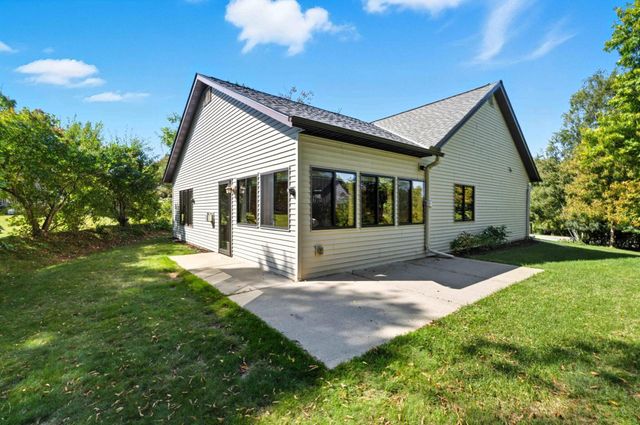 12 Deblock Drive, Crosby, MN 56441