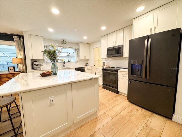 6707 DRIFTING SANDS ROAD, Temple Terrace, FL 33617