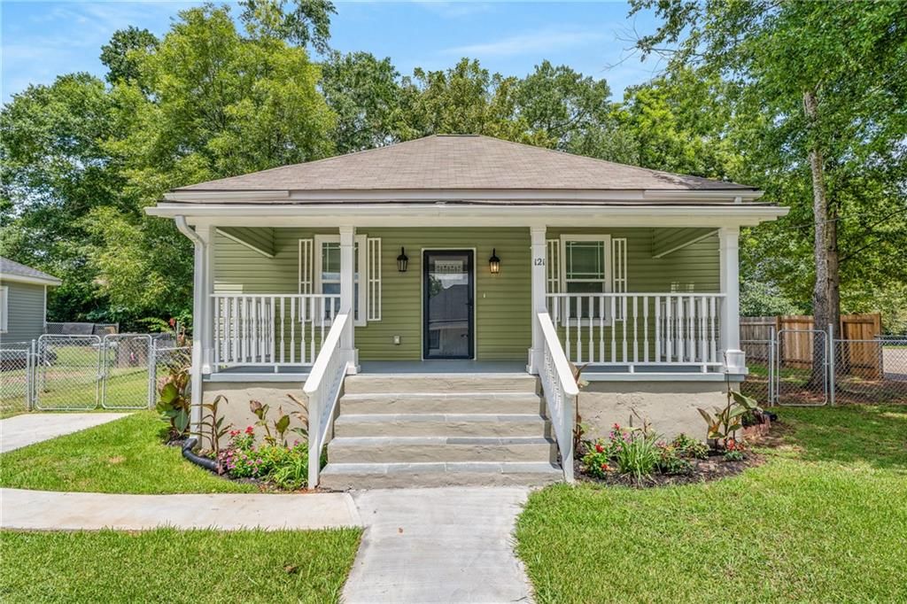 121 Peachtree Street, Griffin, GA 30223