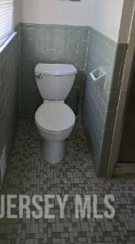 78 Highview Drive, Woodbridge Proper, NJ 07095