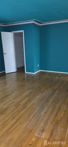 78 Highview Drive, Woodbridge Proper, NJ 07095