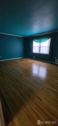 78 Highview Drive, Woodbridge Proper, NJ 07095