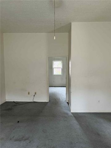 16 Chestnut, Canonsburg, PA 15317