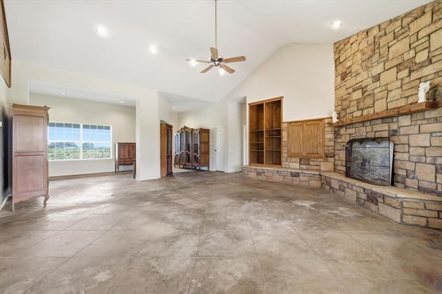 12190 Bell Road, Pilot Point, TX 76258