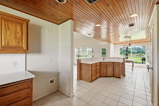 12190 Bell Road, Pilot Point, TX 76258
