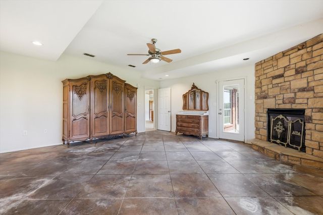 12190 Bell Road, Pilot Point, TX 76258