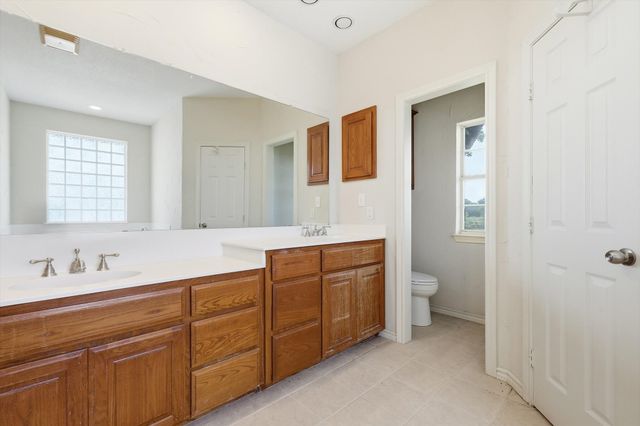 12190 Bell Road, Pilot Point, TX 76258