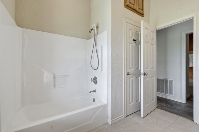 12190 Bell Road, Pilot Point, TX 76258